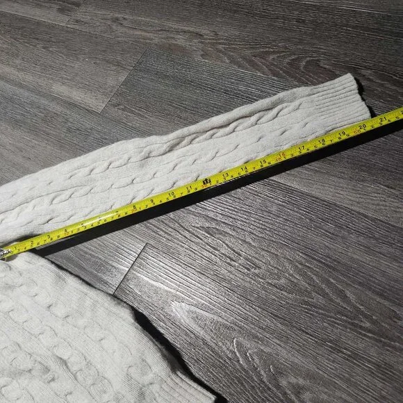 Brandy Melville grey wool cable knit button-up cardigan - Picture 8 of 9